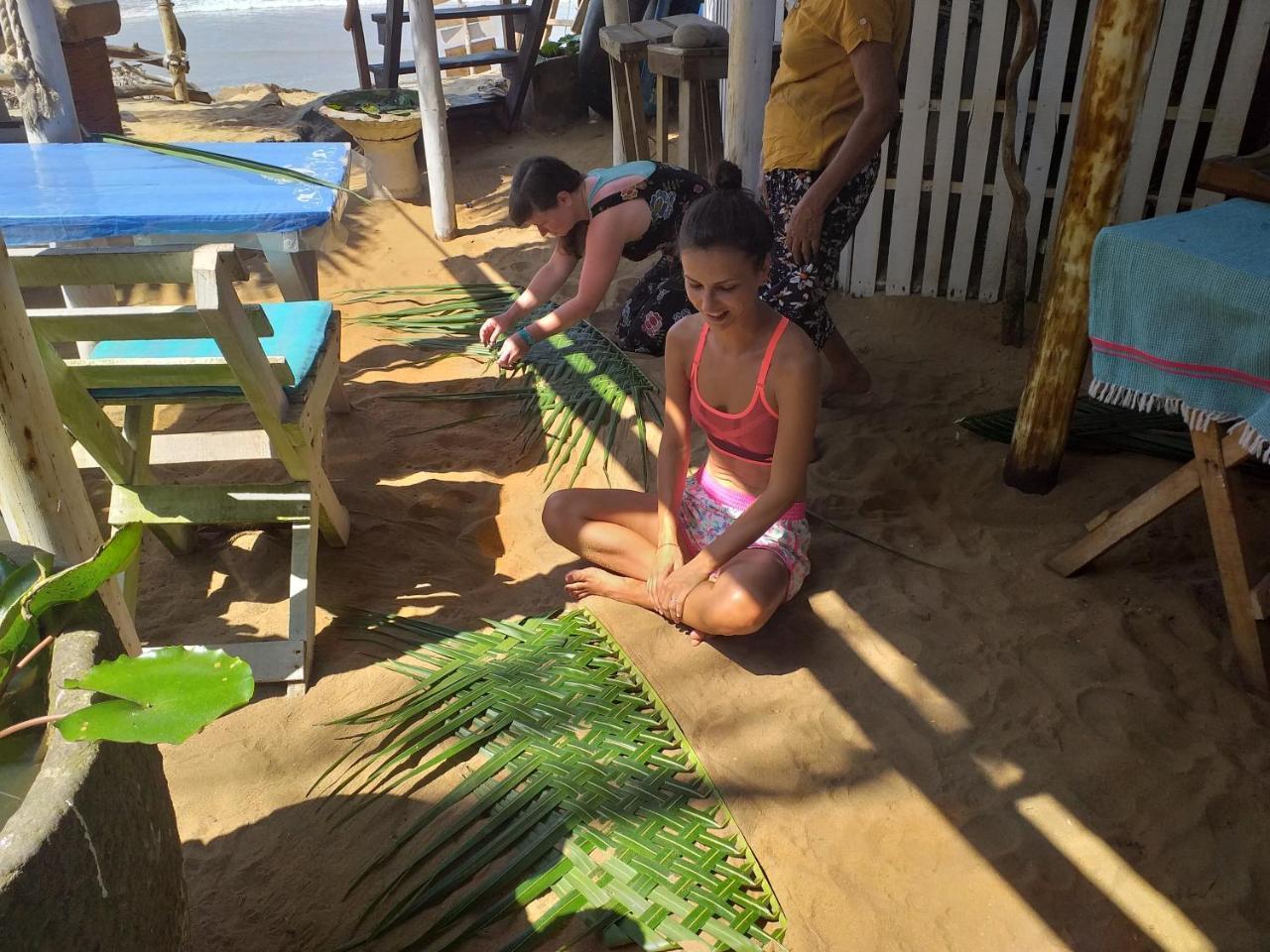 Amaranthe Beach Cabanas Bussa Esterno foto